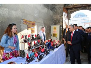Sivas’ta Geleneksel El Sanatları Sergisi açıldı