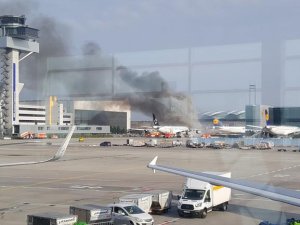 Frankfurt Havalimanı’nda yangın çıktı