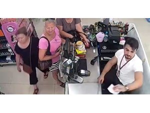 Alanya’daki cep telefonu hırsızlığı güvenlik kamerasında