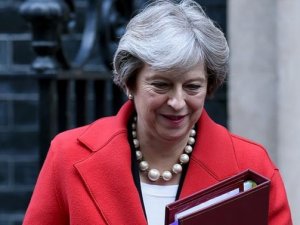 May, parlamentodan Brexit için destek arıyor