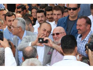 Bakan Çavuşoğlu: “Bu seçim Türkiye tarihinin en kritik en önemli seçimidir”