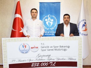 Gaziantep’teki 39 amatör spor kulübüne 232 bin TL destek