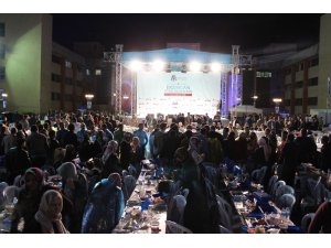 Başbakan Yıldırım, hemşehrileriyle iftar yaptı