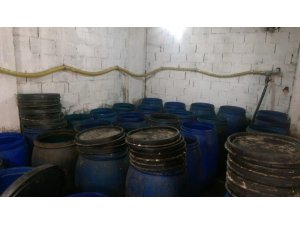 Adana’da 42 bin 500 litre kaçak içki ele geçirildi
