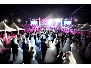 Ankara Büyükşehir Belediyesi’nden toplu nikah töreni