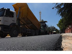 Turhal’da asfalt çalışmaları devam ediyor