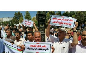 Gazze’de hükümet yaptırımlarına karşı gösteri