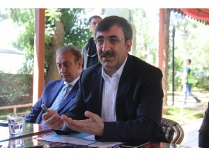 AK Partili Yılmaz: “Vesayetçi anlayış, tarihin çöp sepetine atıldı”