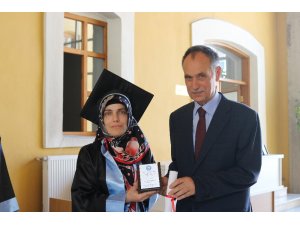 Başkan Türkmen KTÜ Güzel Sanatlar Fakültesi’nde mezuniyet törenine katıldı