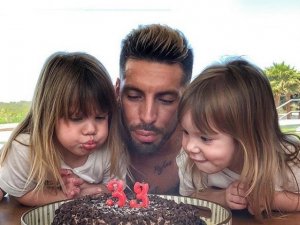 Sosa, doğum gününü eşi ve kızlarıyla kutladı