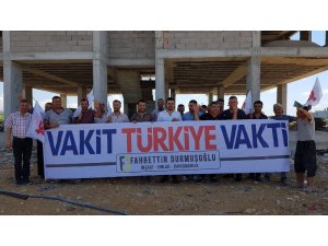 Osmaniye’de inşaat işçileri “Vakit Türkiye Vakti” dedi