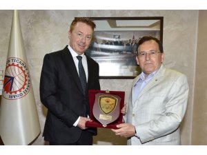 Avustralya’nın Türkiye Büyükelçisi Brown Trabzon’da