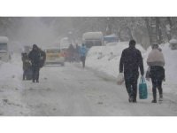 Gaziantep’te yoğun kar yağışı başladı