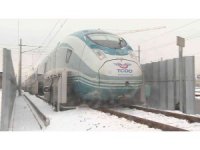 Hızlı trenlerdeki buzlanma yerli ve milli sistemle çözülüyor