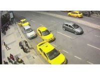 Turistlerin 3 bin dolarını ‘tırnakçılık’ yöntemiyle çalan taksiciler kamerada