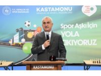 Kastamonu Valisi Avni Çakır: “Spor salonlarını insanlarımızla buluşturma noktasında yoğun bir çaba içerisindeyiz”