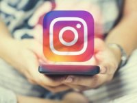 Instagram hikayeleri sürekli başa sarıyor! İşte kullanıcıların sitem dolu paylaşımları