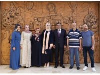 Rektör Aktekin, eğitimini  dereceyle bitiren öğrenci ve ailesini makamında misafir etti
