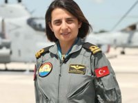 Deniz Hava Komutanlığı'nın tek kadın pilotu: Hatice Yeşiltaş
