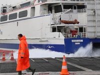 Deniz ulaşımına lodos engeli: İDO, BUDO ve şehir hatlarında seferler iptal