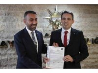 İş adamı Eşin, AK Parti’den milletvekili aday adayı oldu