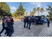 Terör örgütüne para toplayan şüpheliler jandarmadan kaçamadı