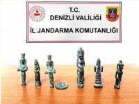 Tarihi eser kaçakçıları 6 parça heykel ve sikkeyle birlikte yakalandı