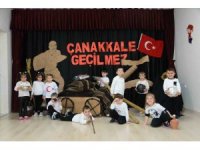 Minik öğrencileri “Çanakkale Geçilmez” dedi