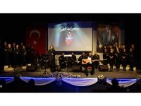 Depremin acı yüzünü gören öğretmenler illere özgü türküleri söyledi