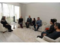 Şehit ailelerine anlamlı ziyaret