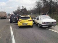 D-100’de zincirleme kaza: 2 yaralı