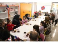 Yaşlı bireyler torunlarıyla buluştu mutfakta hünerlerini sergiledi