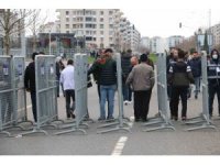 Diyarbakır’da Nevruz kutlaması geniş güvenlik önlemi içinde başladı