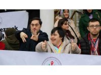 Down Sendromlulardan farkındalık yürüyüşü