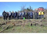 Deprem şehitleri anısına 200 fidan toprakla buluştu