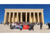 ‘Benim Vekilim İlhan Özcan’ diyen 100 kişilik ekipten Ankara çıkartması