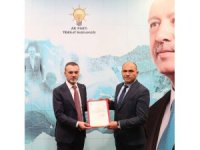 Çavdarhisar AK Parti İlçe Başkanı İsmail Kırçayır göreve başladı