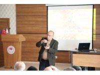 Arı yetiştiricilerine arı katili ’varroa’ ile mücadele anlatıldı