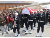 Kalp krizinden hayatını kaybeden polis memuru son yolculuğuna uğurlandı