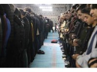 Diyarbakır’da Ramazan ayının ilk teravih namazı kılındı