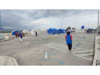 Depremzede gençler sınavlara çadır kentte kurulan parkurda hazırlanıyor