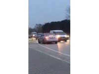 Bursa’da ters şeritten giden otomobil, ölüme meydan okudu
