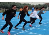 Polislik sınavlarına belediyenin imkanlarıyla hazırlanıp zafere ulaştılar