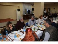 Başkan Oktay, ilk sahurda depremzede konuklarla buluştu