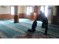 Yahşihan’da camiler ve mescitler temizlendi