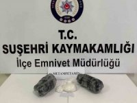 Sivas’ta 1 kilo 226 gram metamfetamin ele geçirildi
