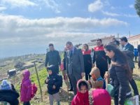 Geleceğe nefes olacak fidanlar minik ellerle toprakla buluştu