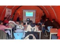 Depremden etkilenen öğrencilere ücretsiz online eğitim desteği