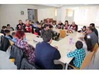 Tunceli’de öğrenciler MEB-AKUB ekibiyle bir araya geldi
