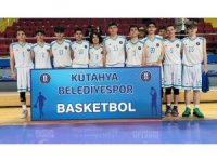 Belediye Kütahyaspor Basketbol Takımı bölge ikincisi oldu